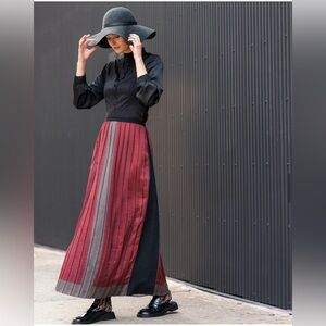 Level Collection Maxi Skirt with matching Turtleneck sweater outfit size XS & M